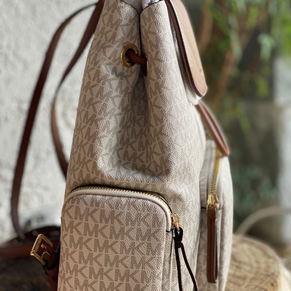 Abbey Large Logo Backpack - Picture 5 of 6